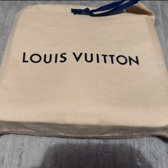 Pre Loved Louis Vuitton Damier Bastille Messenger Bag N45258 - Picture 6 of 8